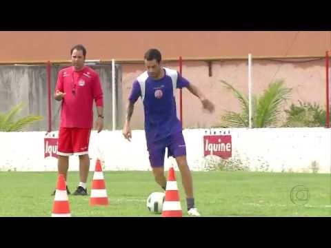 11.05.2012 - Náutico apresenta mais um reforço Glaydson