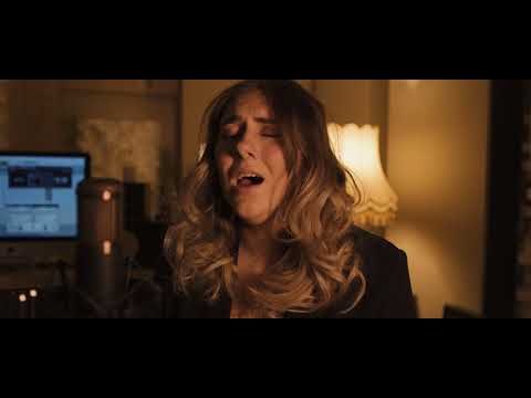 R.E.M. - Everybody Hurts (Cover by Melissa Janssen)