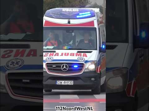Polish Ambulance Responding code 3 in Wroclaw #ambulance #paramedic #einsatz