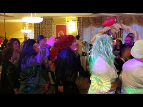 Intrattenimento con Musica e Animazione per Matrimoni - Bailando - Francesco Barattucci Showman