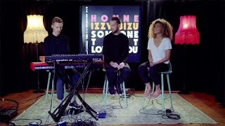 HONNE &amp; Izzy Bizu - Someone That Loves You (Late Night Version)