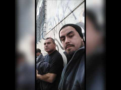 Carlanga cantando ''El Gran Tirano''  junto a Mauricio Cisternas Barbaguelatta