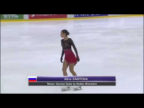 Русская девка обосралась прям на льду