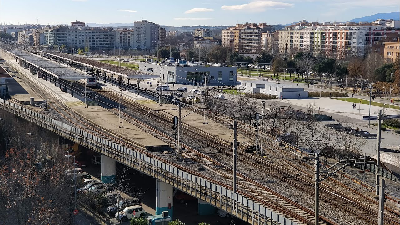 Live webcam view of Girona Centre Railway Trainspotting Cam