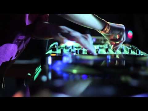 Official Aftermovie: SIGNAll_FM NIGHT w. ArpXP (IT)