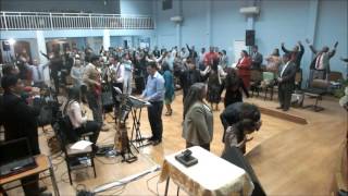 Video thumbnail of "Coros pentecostales por Mi menor"
