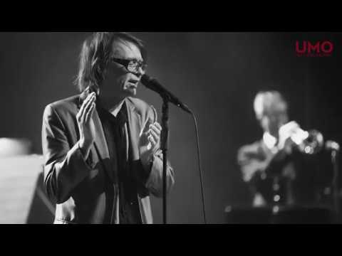 UMO & Nicole Willis - Haunted By The Devil live video