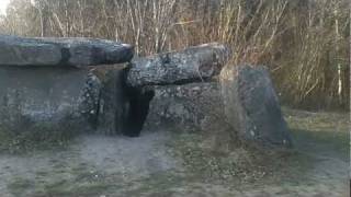 preview picture of video 'Le dolmen de la Pierre Couverte - Pontigné (49)'