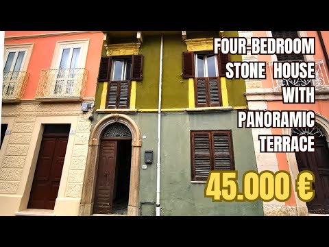 Four-bedroom stone house with panoramic terrace. Torricella Peligna