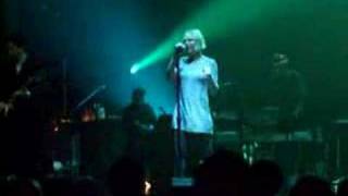 Zero 7 live in NYC : You're my Flame Part 2