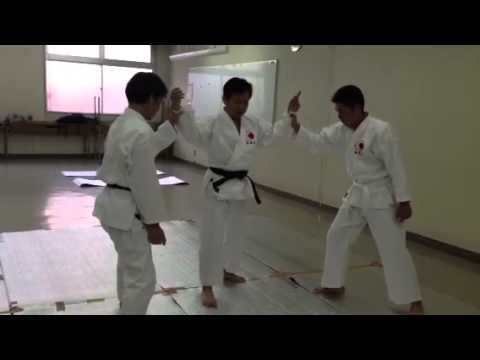 片手捕り二人崩し