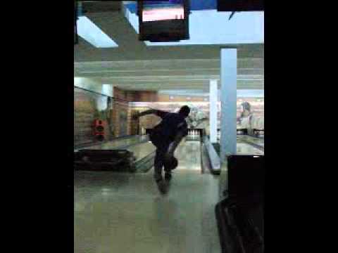 Mike Fagan at Colosseum - Slow Motion.mp4