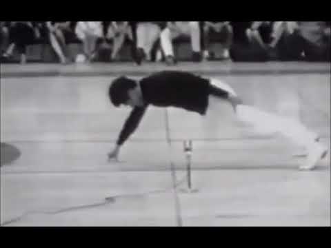 Bruce Lee's Epic 2 Finger Push up to Lux Aeterna
