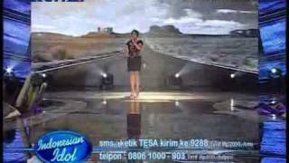 Tesa - Listen [ Dua Sisi,Spektakuler 9 ] Indonesian Idol 2010 / 09-07