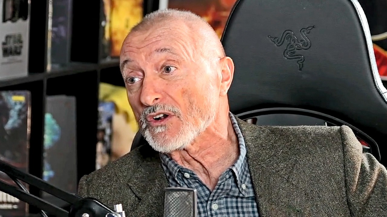 "He sido creado para un mundo que se acaba" - Brutal Arturo Pérez-Reverte