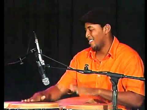 Eliel Lazo - plays PJ PERCUSSION.flv