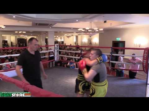 Donna Kerr vs Aimee Forde - Nak Muay 1