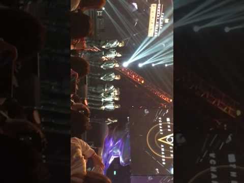 170408 EXO 엑소::V chart in Macau