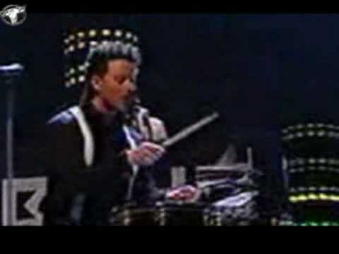 B-Boys International Ft. Petrus, Paul M & D-Flex - One Step Closer (2005)