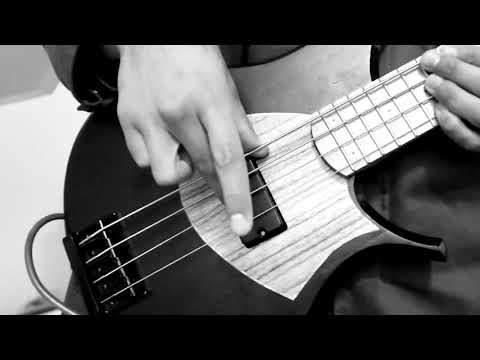 Sumo - Banderitas y Globos (Bajo por Astor Cianciarulo)