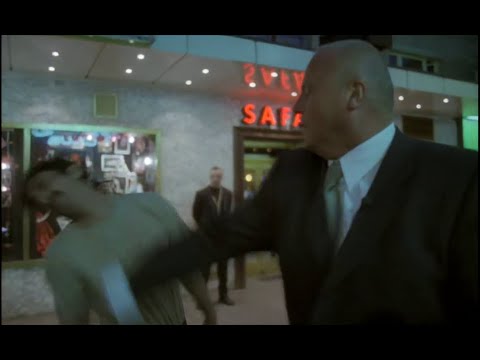 Do you have a problem? Move on! | Turkish Guy gets bitch slapped by Pimp | Reeperbahn #hamburg #slap