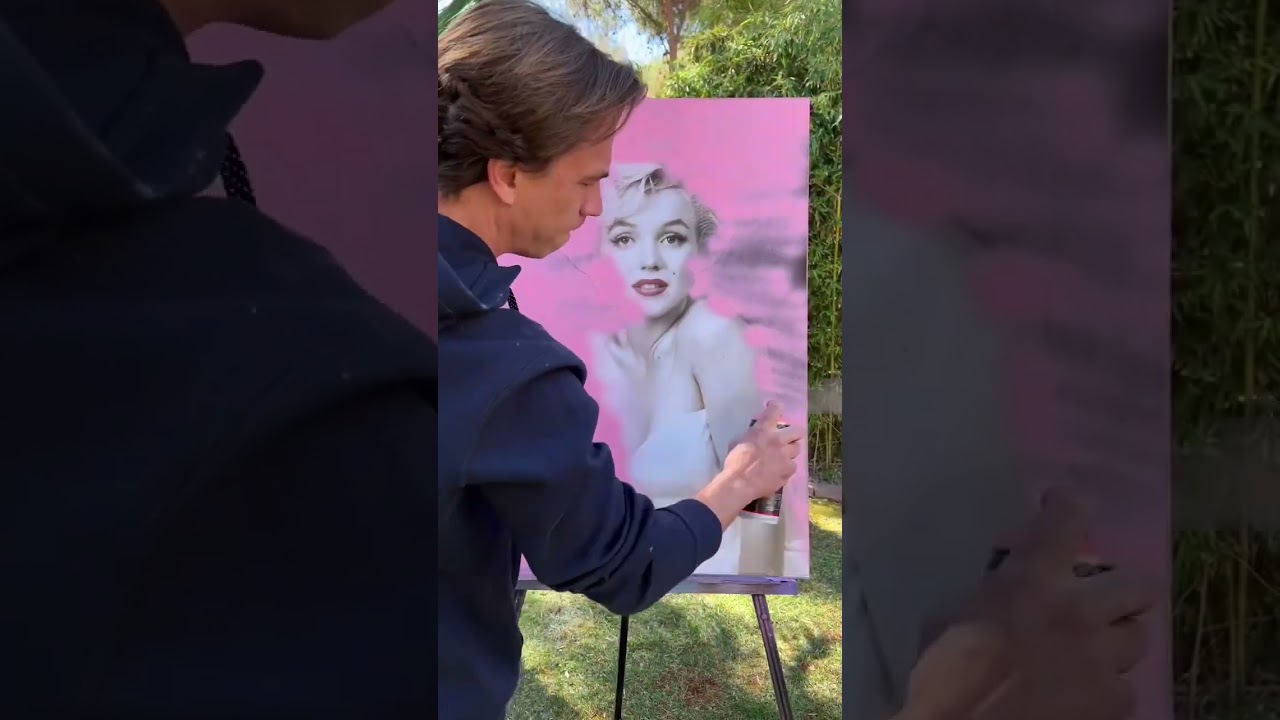 Easy art using layers of posters 😍