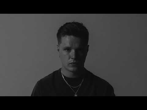 Sonny Tennet - Hurt (Visualiser)