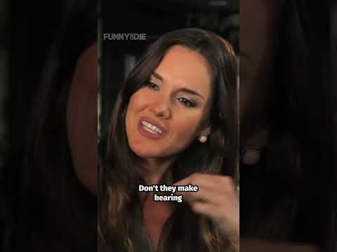 Can Will Forte Find A Good Reason To Wear Headphones On A Date with Erinn Hayes?