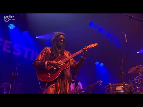 Cheikh Lô : Guiss Guiss (Live @ Wurtzburg Africa Festival)