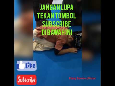 subhanallah"!! anak ini menggegerkan jama'ah masjid di kira meninggal saat sujud"