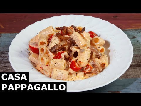 Pasta with cherry tomatoes, ricotta and bacon S2 - P20