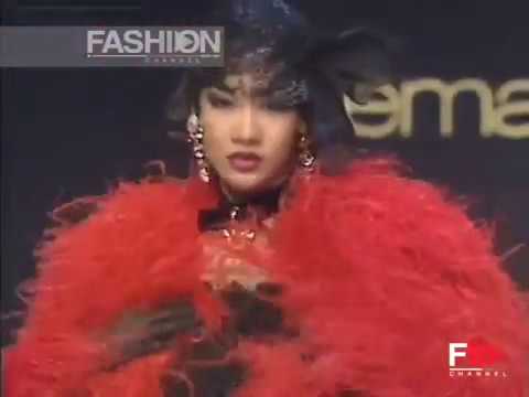 "Emanuel Ungaro" Autumn Winter 1992 1993 Paris 3 of 3 Pret a Porter Woman by FashionChannel