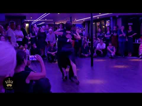 Claudia Codega & Esteban Moreno - Boedo & San Juan (Di Sarli) - Le Temps du Tango & La Gioia - 1/4