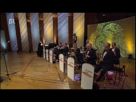 Me And Jane In A Plane - Pasadena Roof Orchestra