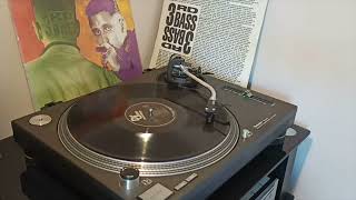 3rd Bass - Monte Hall