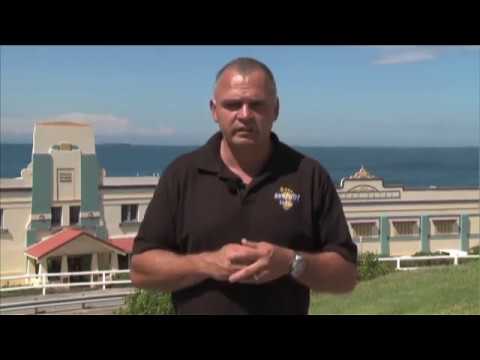 The Barefoot Rugby League Show S4 EP3 NRL Newcastle Knights - Tony Currie