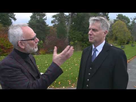 Jack Lee talks to Fergus Muirhead outside Blair Castle at the Glenfiddich Piping Championship 2017