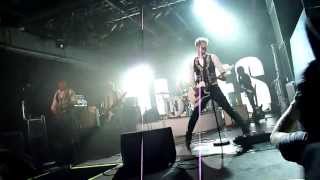 The Hives - Take back the Toys live@Showcase, Paris)