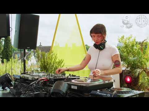 Yu Mi | themuddshow x Yummy Trax