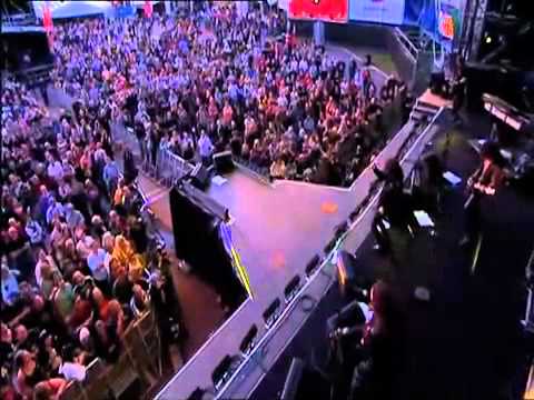 Kevin Chalfant's - Journey Experience ( Performing "Separate Ways" )