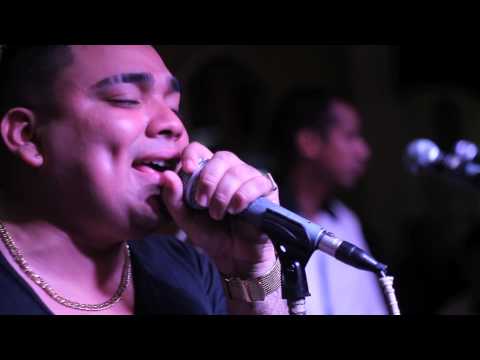 download lagu mp3 mp4 Con La Misma Moneda Te Pague Infeliz, download lagu Con La Misma Moneda Te Pague Infeliz gratis, unduh video klip Con La Misma Moneda Te Pague Infeliz