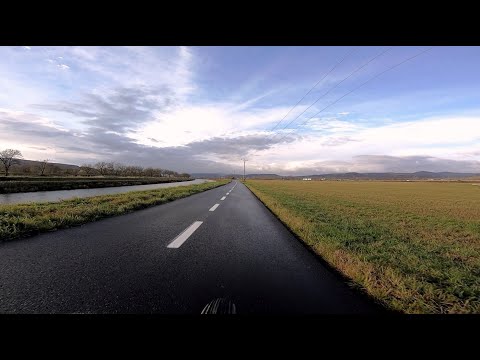 Vážska cyklomagistrála, úsek Trenčín - Nové Mesto nad Váhom