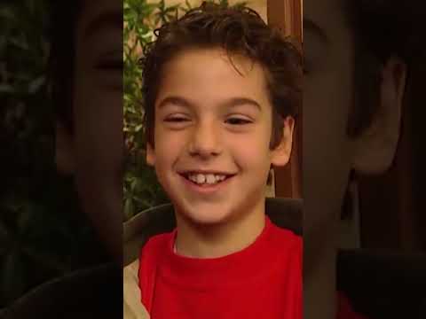 Çilek, Aşık Oldu! 😍 - Sihirli Annem #shorts