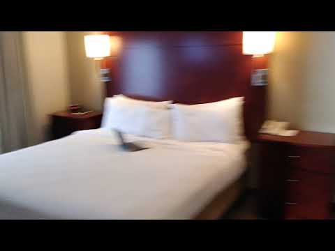Hotel Residence Inn de dos pisos en Las Colinas, Dallas Texas, Room Tour. Near the Dallas airport.