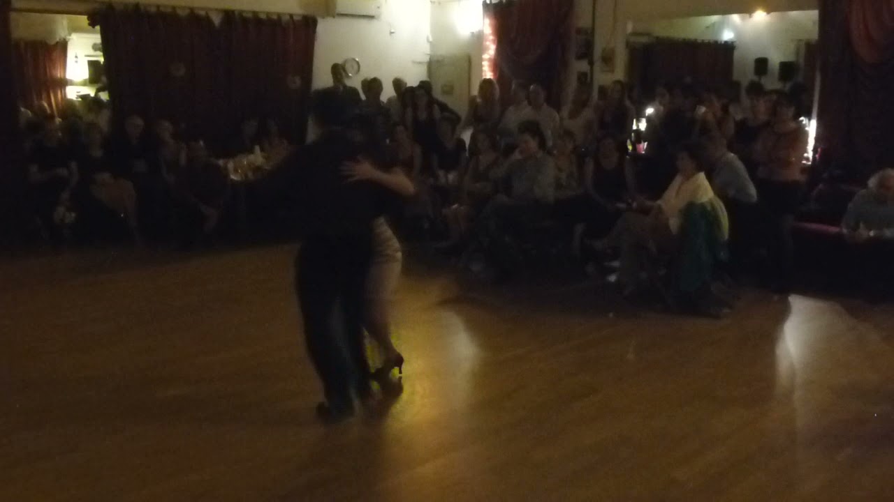 improvisadísimo TANGO en escena "Nada" por José Manrique Natalia Pombo