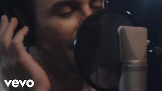 Antonio Asfura - Mil Razones Para Amar