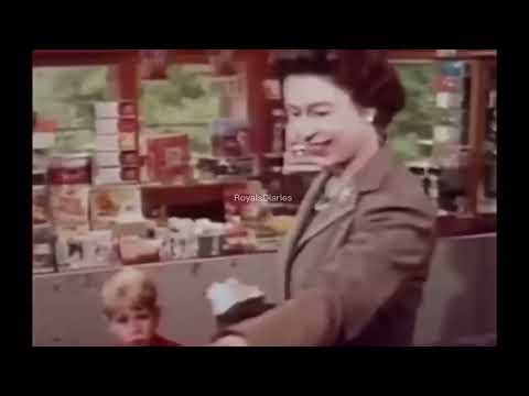 HMTQ Elizabeth stopping car to buy Icecream from a small shop.