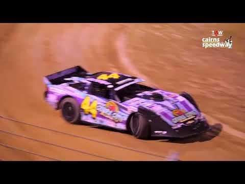 May 28 at TWW Cairns Speedway - Super Sedans Feature Race