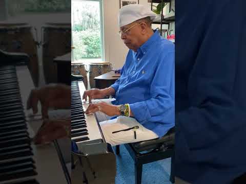 Mambo Influenciado, Chucho Valdés