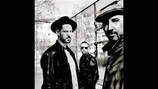 Freundeskreis - Leg dein Ohr auf die Schiene der Geschichte